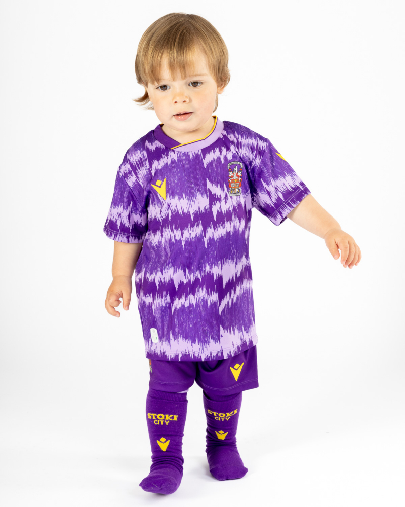 25/26 Kids Away Shirt, Shorts and Socks Set