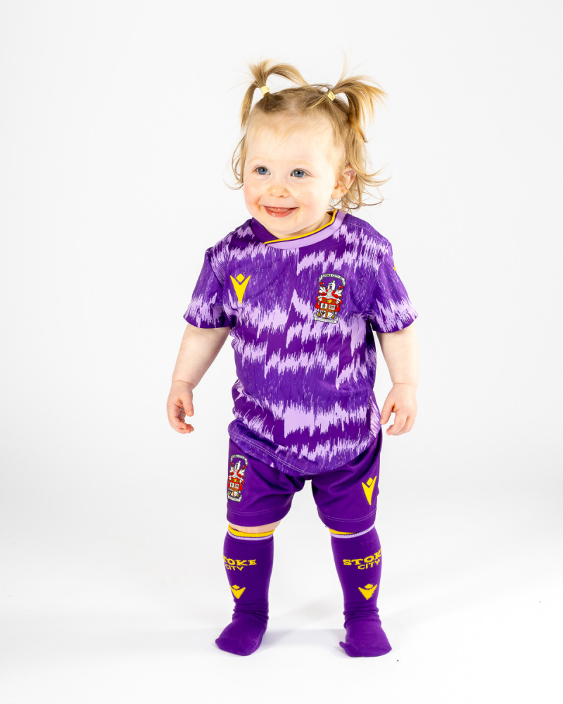 25/26 Baby Away Shirt, Shorts and Socks Set