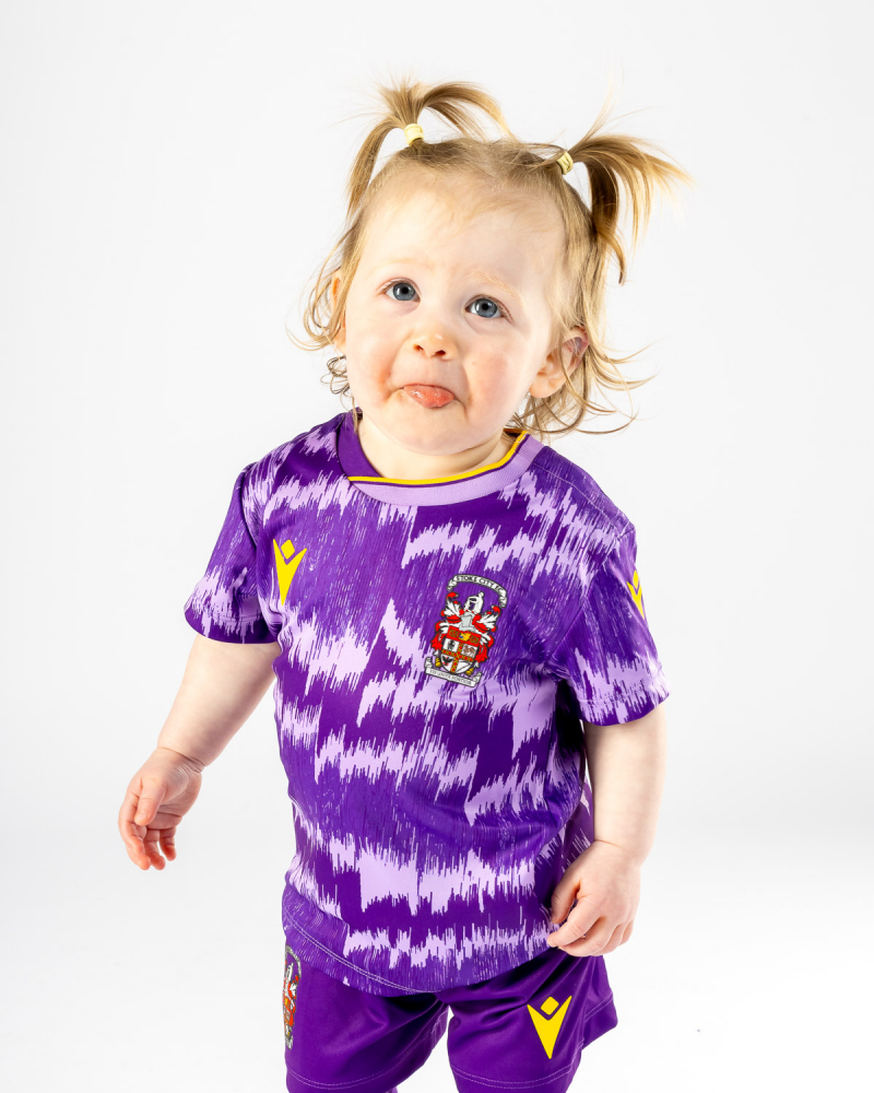 25/26 Baby Away Shirt, Shorts and Socks Set