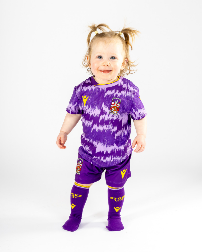 25/26 Baby Away Shirt, Shorts and Socks Set